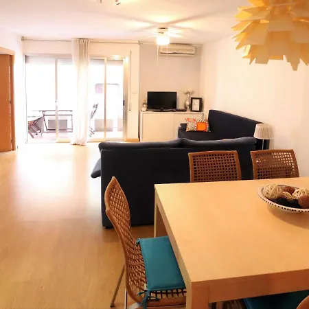 Metropol Apto Per 5 Pax Primera Linea Mar D22223 Apartment *